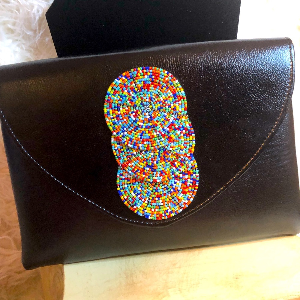 SASSY JONES VINTAGE CLUTCH HANDBAG (black leather, mixed color hand beading)